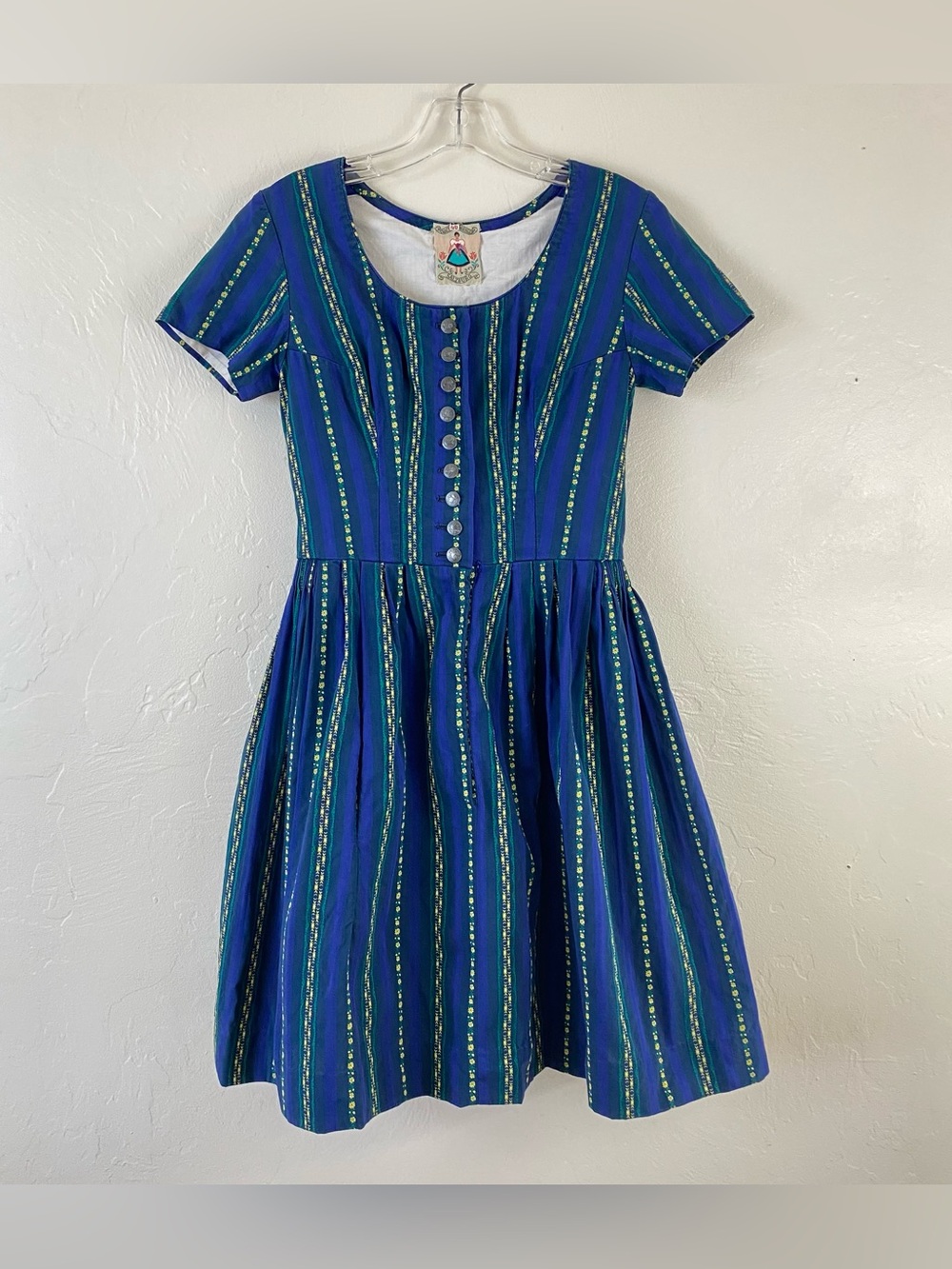 Salzburg Wenger Austria Size 40 Royal Blue Floral Button Down Pleaded Midi Dress